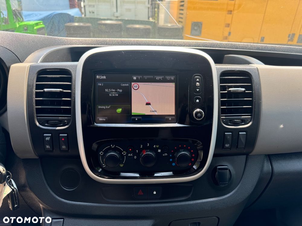 Renault Trafic - 19