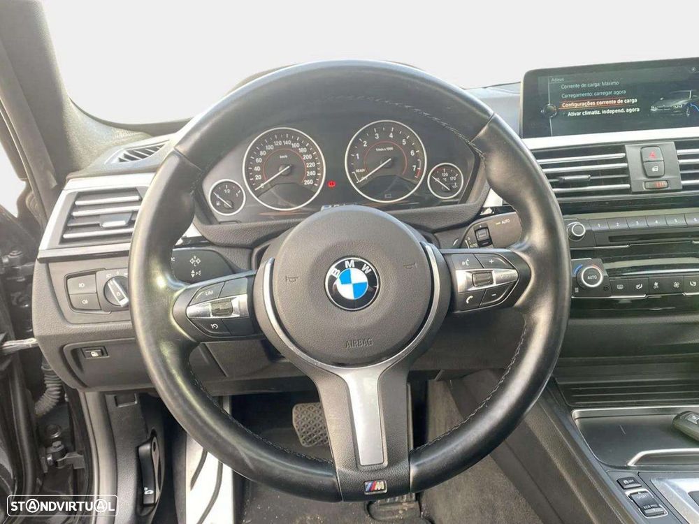 BMW 330 e iPerformance Pack M - 13