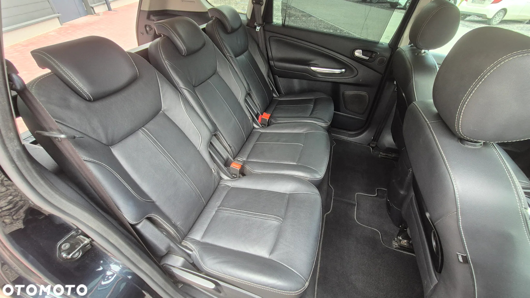 Ford S-Max 2.0 TDCi DPF Titanium - 30