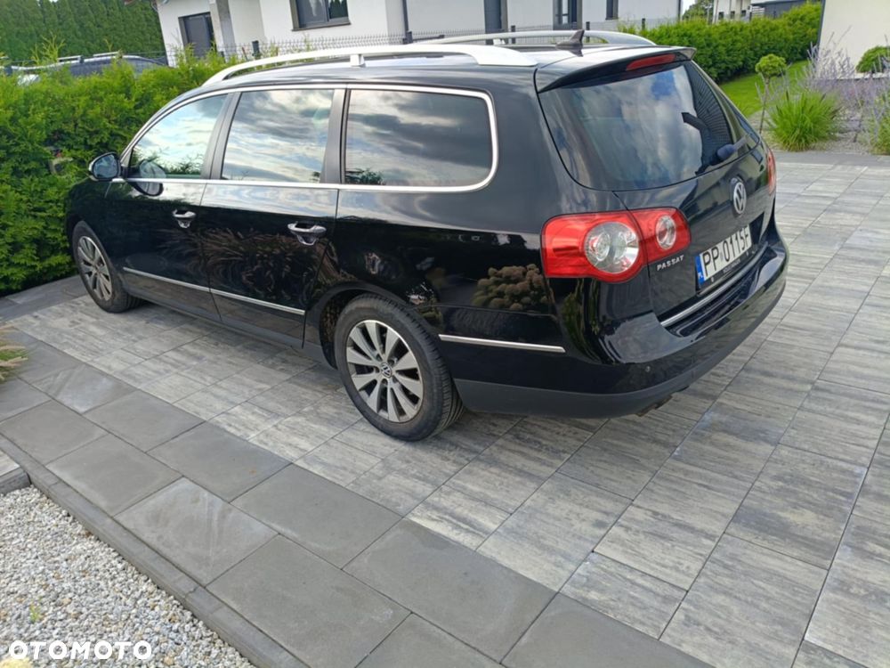 Volkswagen Passat Variant 2.0 TDI Highline - 2