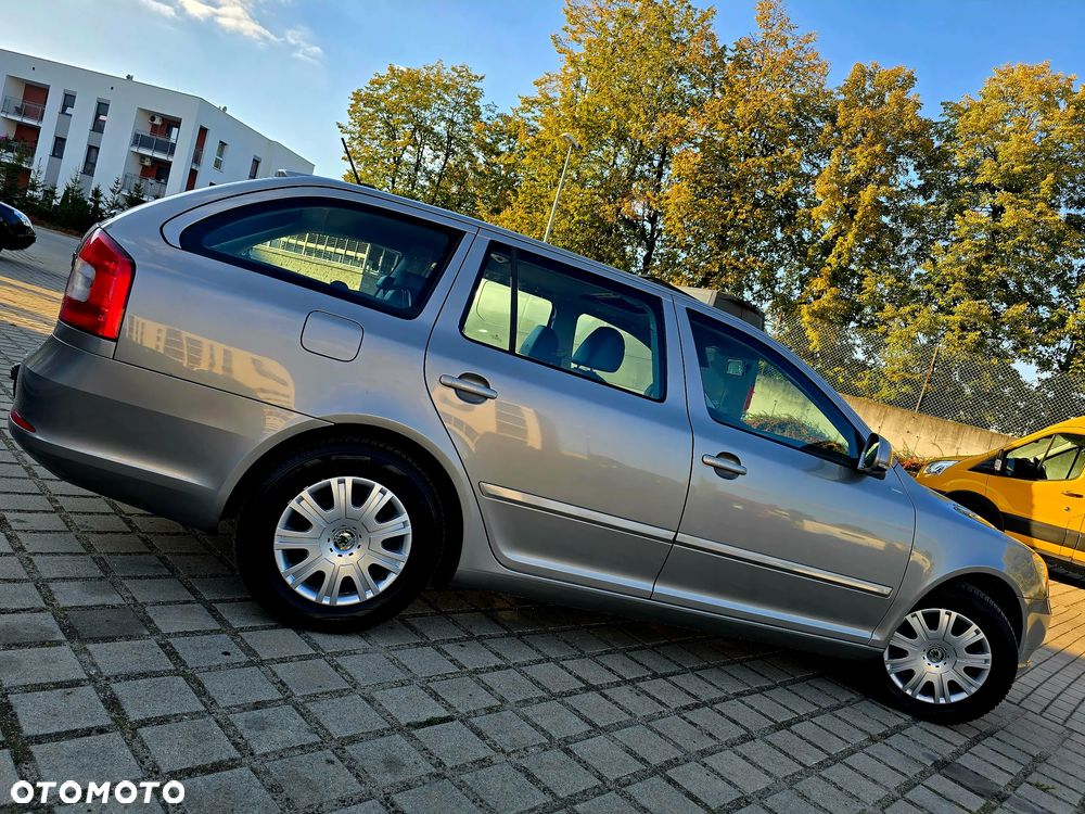 Skoda Octavia Combi 2.0 TDI Ambiente - 15