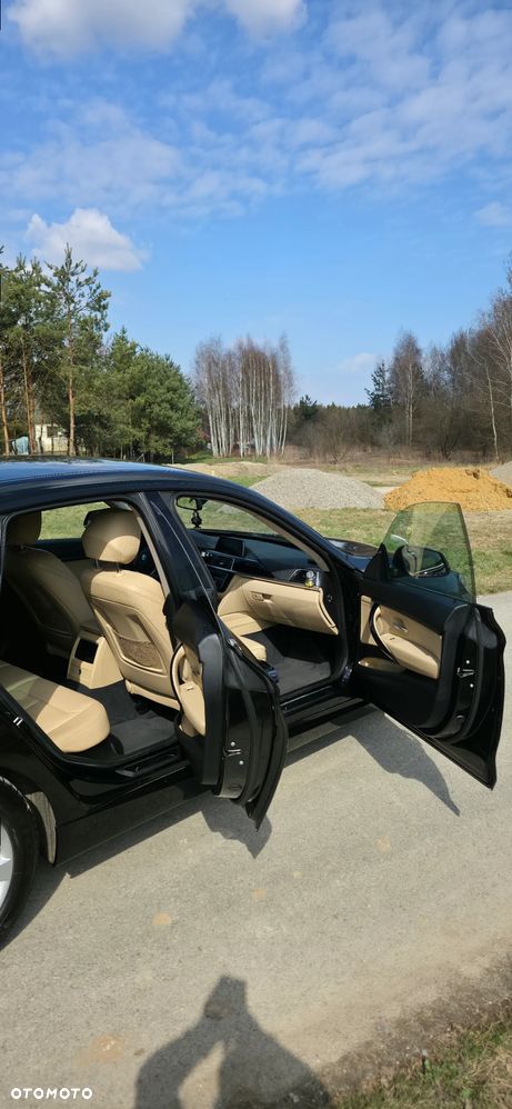 BMW 3GT 320d Sport-Aut Luxury Line - 9