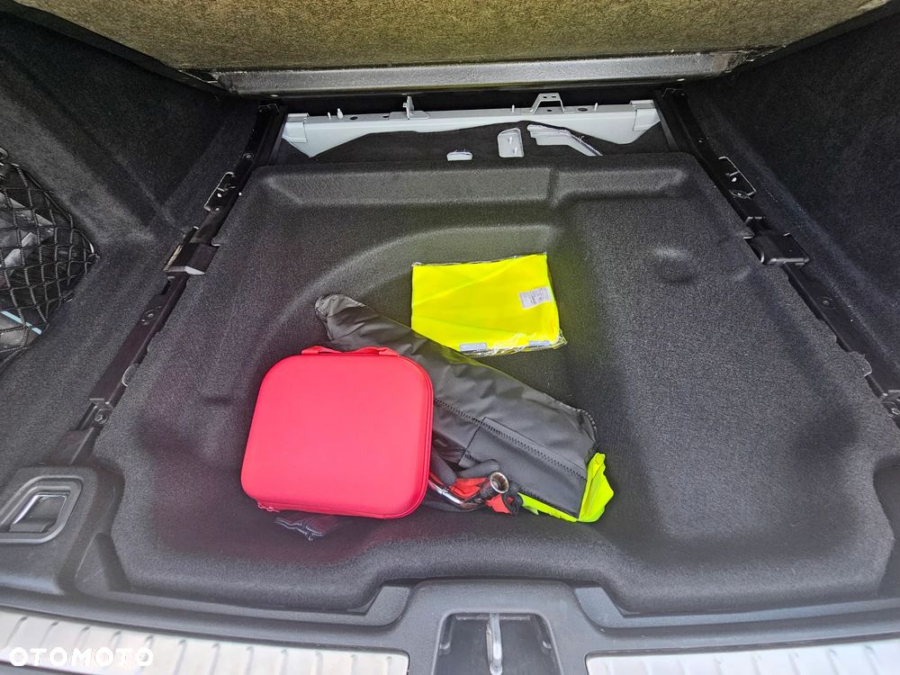 Volvo V60 D3 Momentum Pro - 35