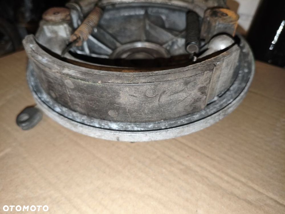 Tarcza kotwiczna przedniego koła Dniepr MT K650 - 12