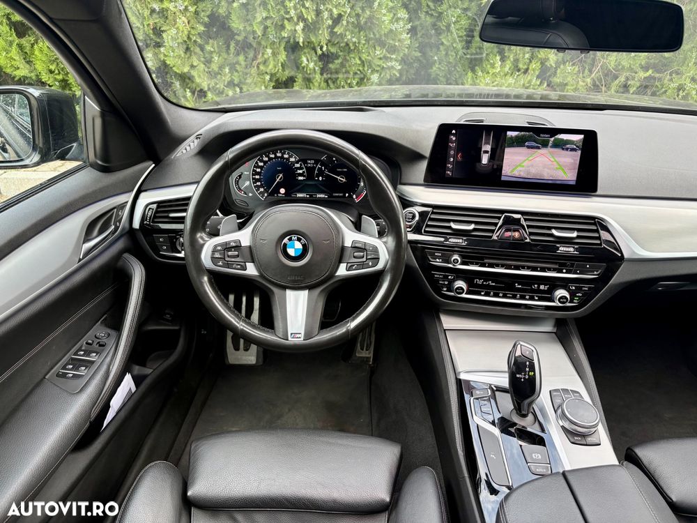 BMW 5 Series 2019 — imagine 28