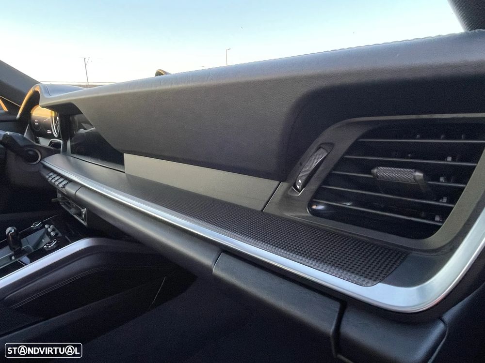 Porsche 911 (992) Carrera 4S PDK - 31