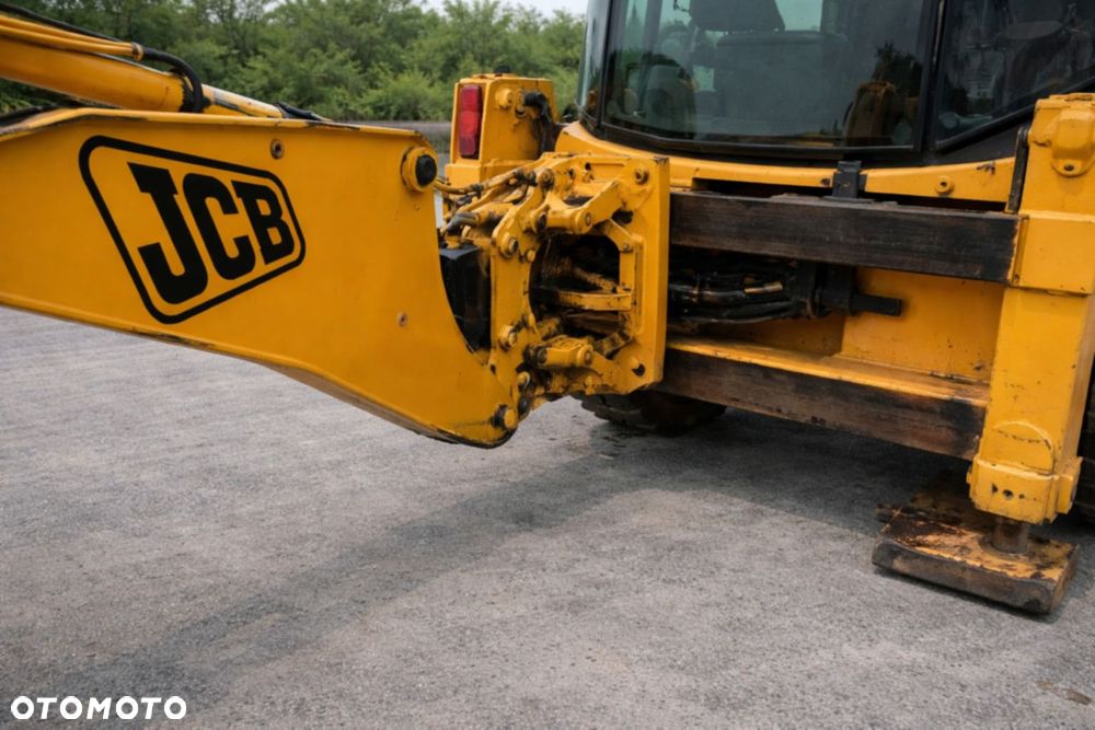JCB 2CX - 5