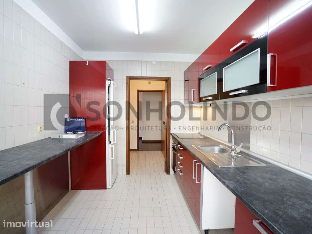 Apartamento T2 , a 100 metros da Igreja de Cedofeita - Grande imagem: 3/12