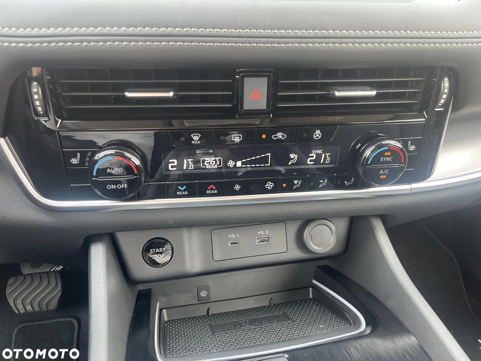 Nissan X-Trail - 28