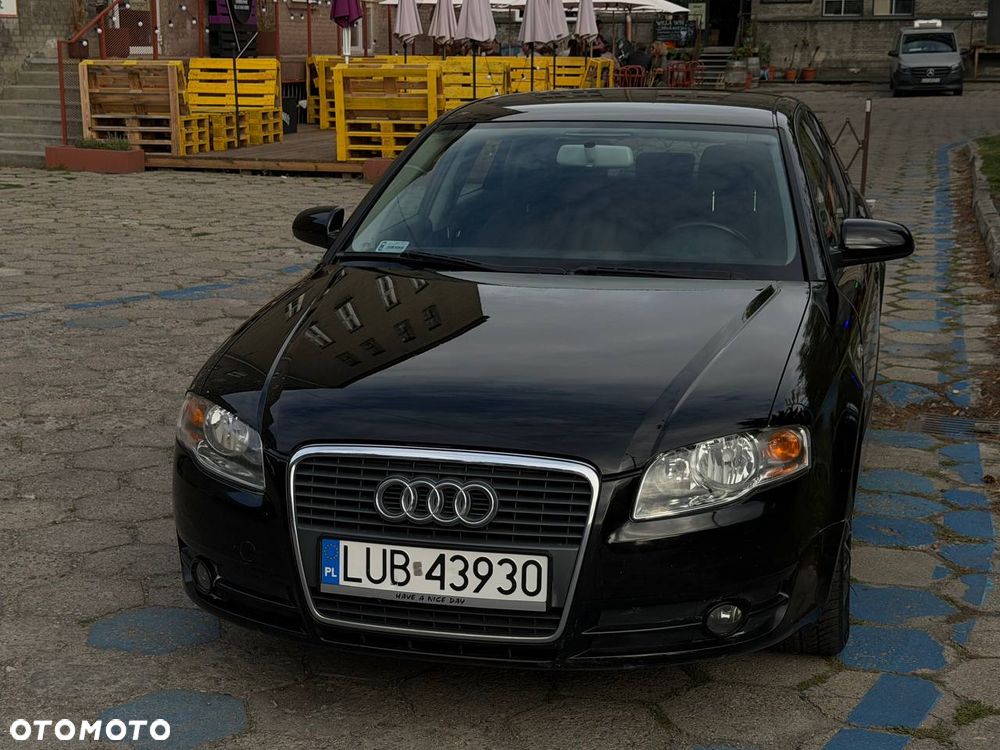 Audi A4 Limousine - 2