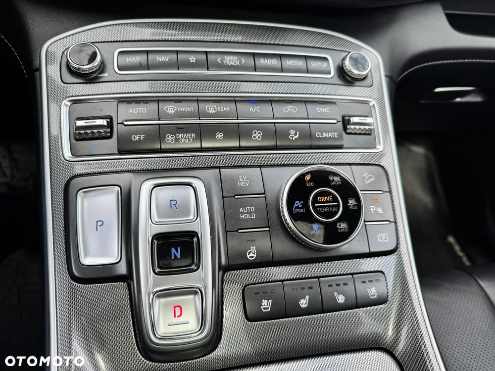 Hyundai Santa Fe 1.6 Plugin-Hybrid 4WD Prime - 32