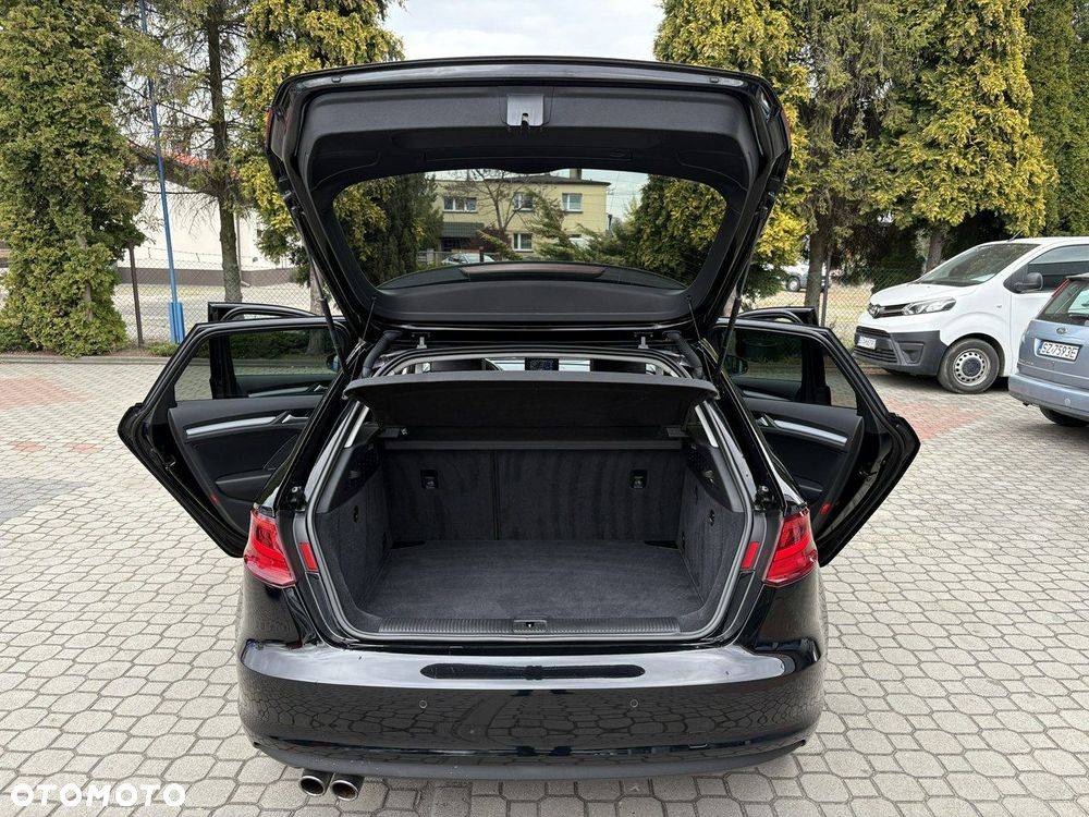 Audi A3 Sportback - 33