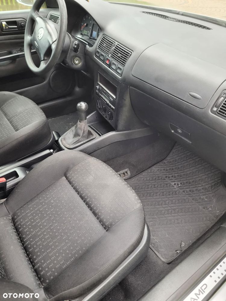 Volkswagen Golf 1.4 Comfortline - 8