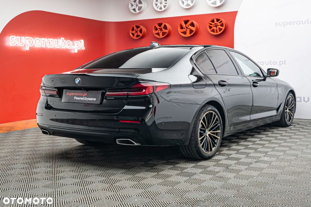 BMW Seria 5 518d - 7