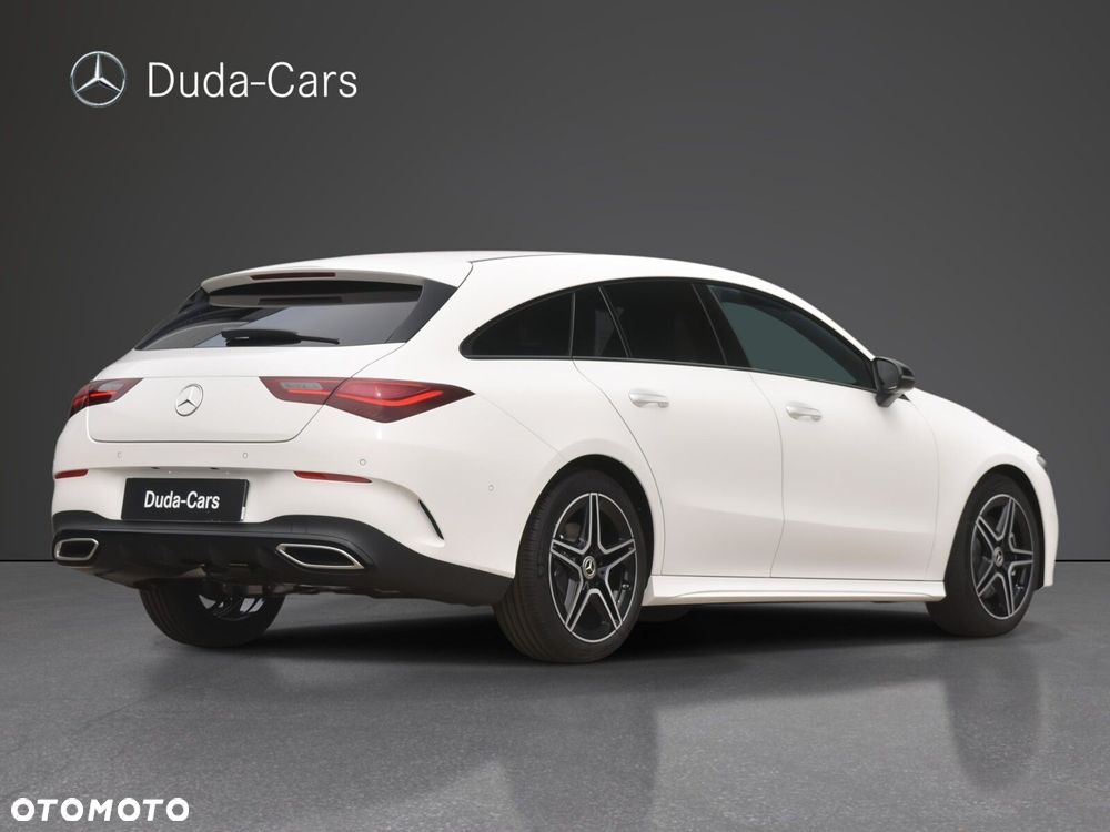 Mercedes-Benz CLA 200 AMG Line 7G-DCT - 3