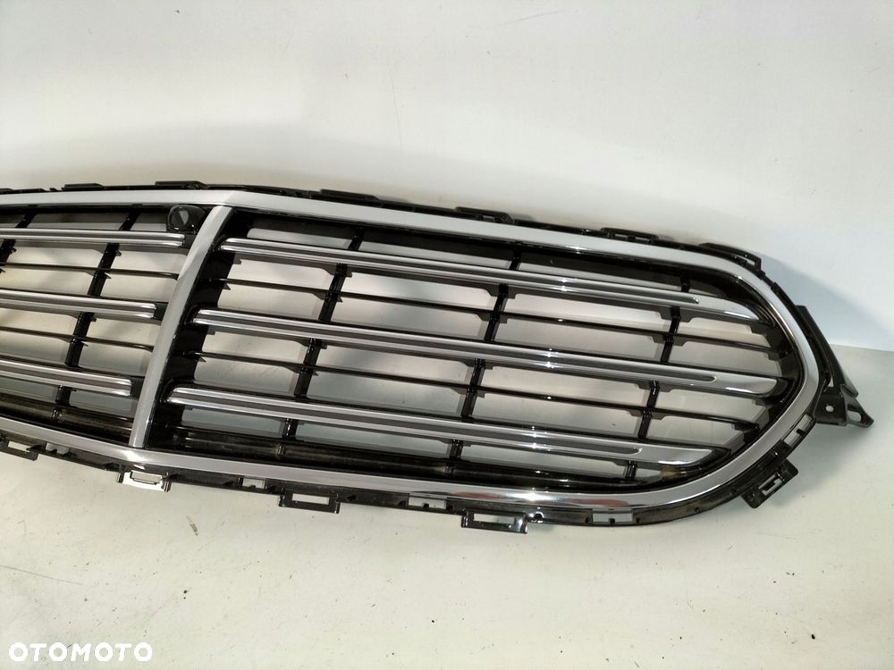 atrapa kratka grill mercedes e klasa w213 lift 20- elegance - 5