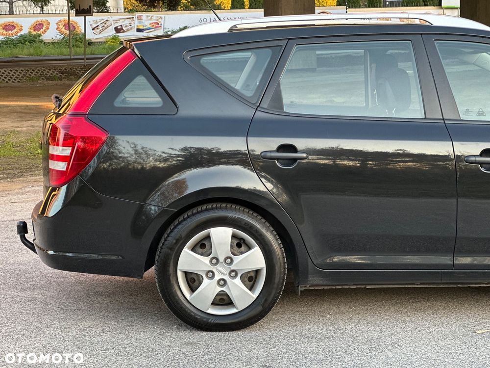 Kia Ceed 1.6 Comfort + - 33