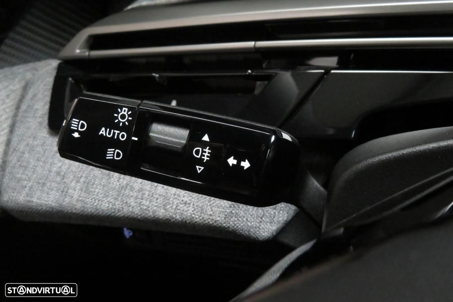 Peugeot 5008 1.2 Hybrid Allure e-DCS6 - 16