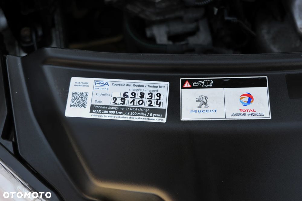 Peugeot 208 1.2 PureTech Allure - 19