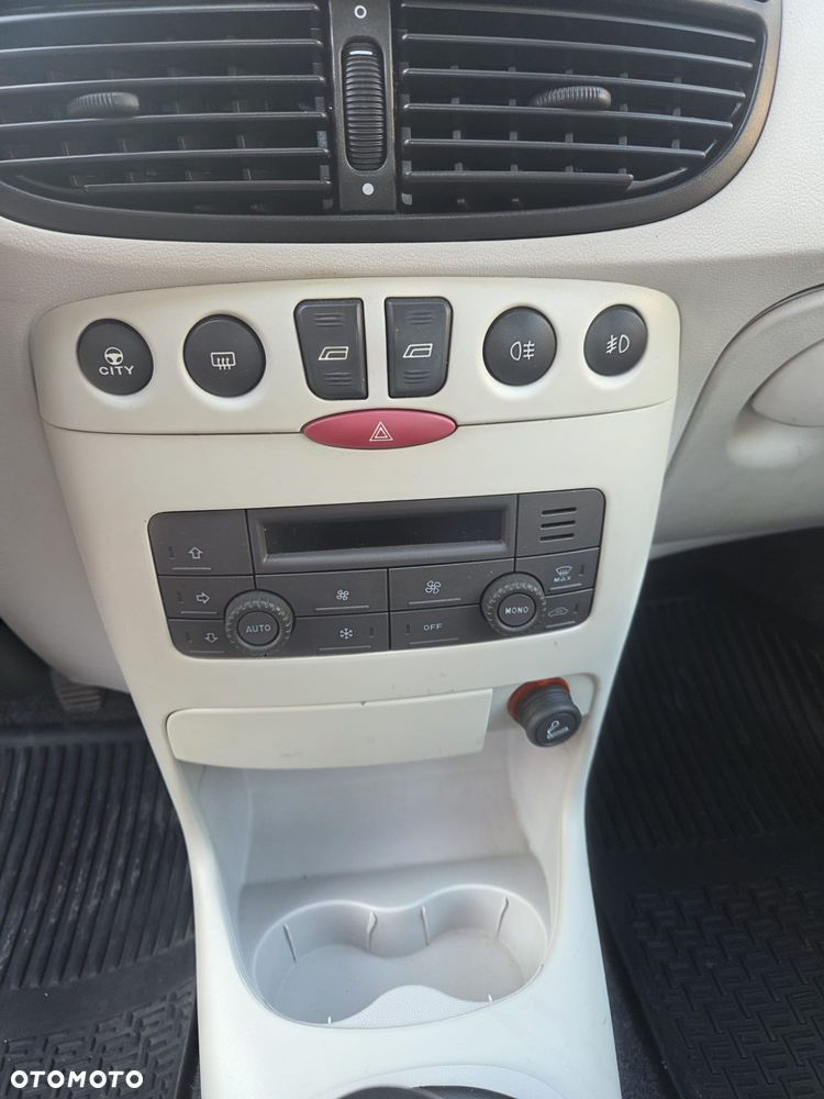 Fiat Punto - 7