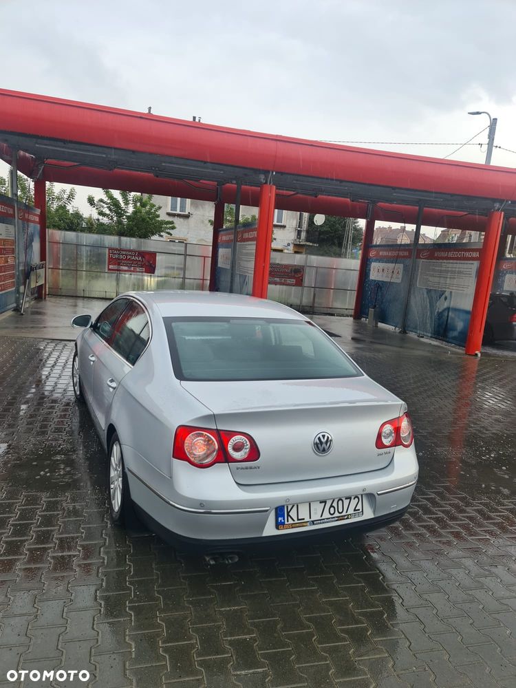 Volkswagen Passat - 3