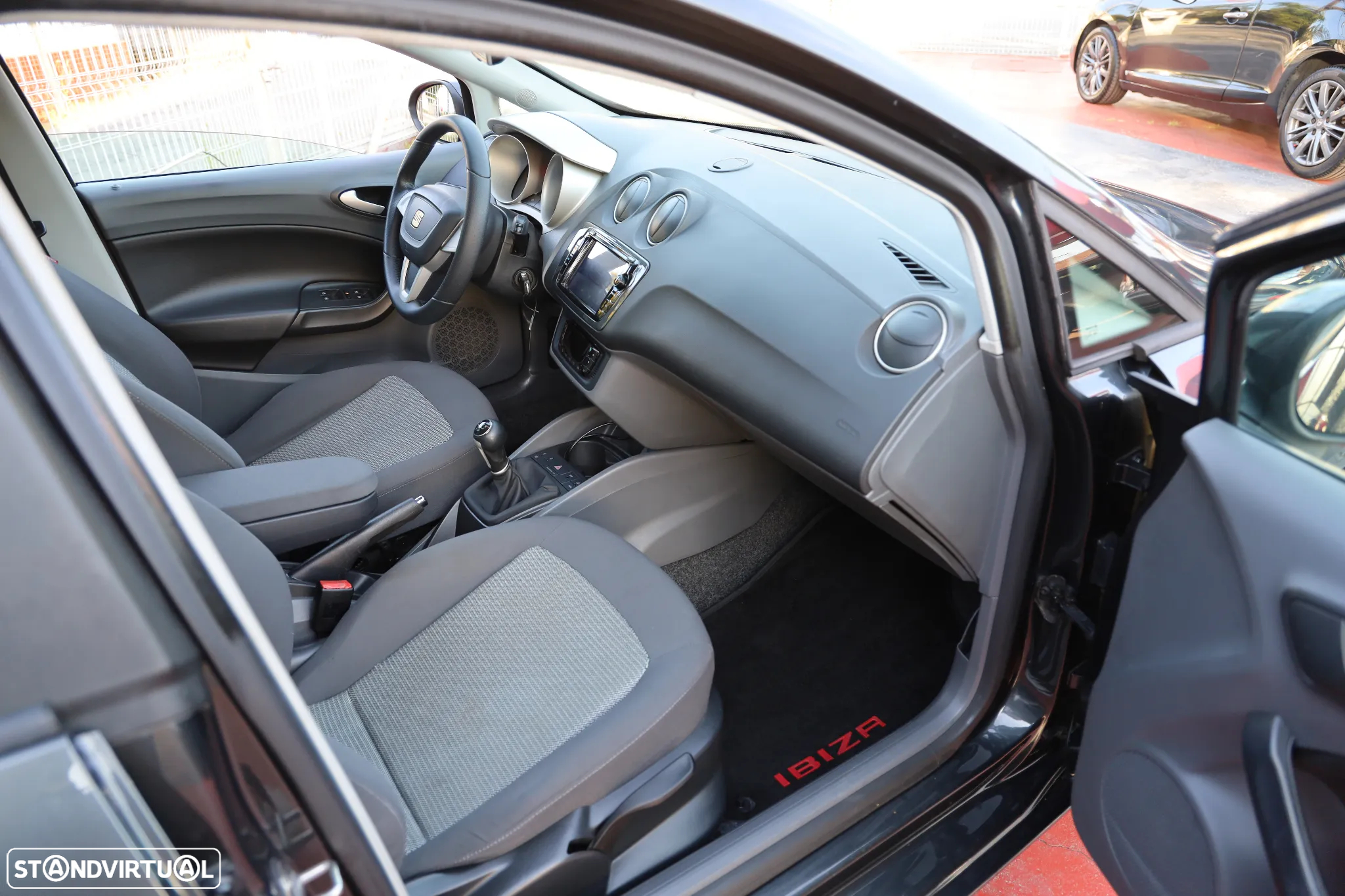 SEAT Ibiza 1.6 TDI Style DPF - 4