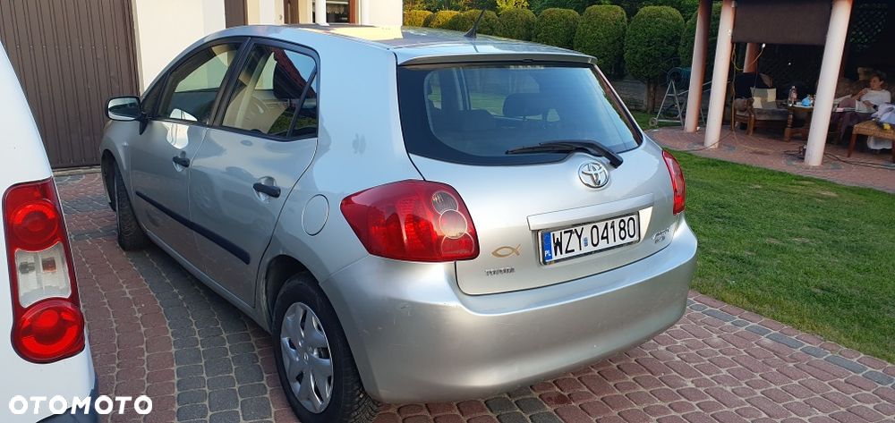 Toyota Auris - 5