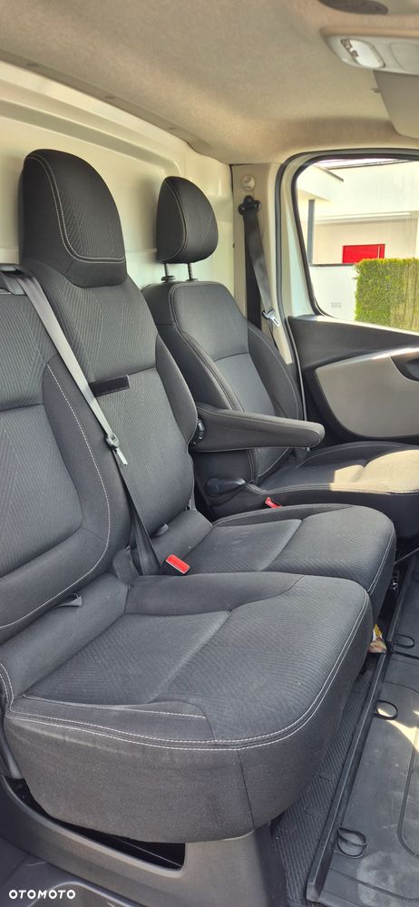 Renault Trafic 1.6 dCi - 9