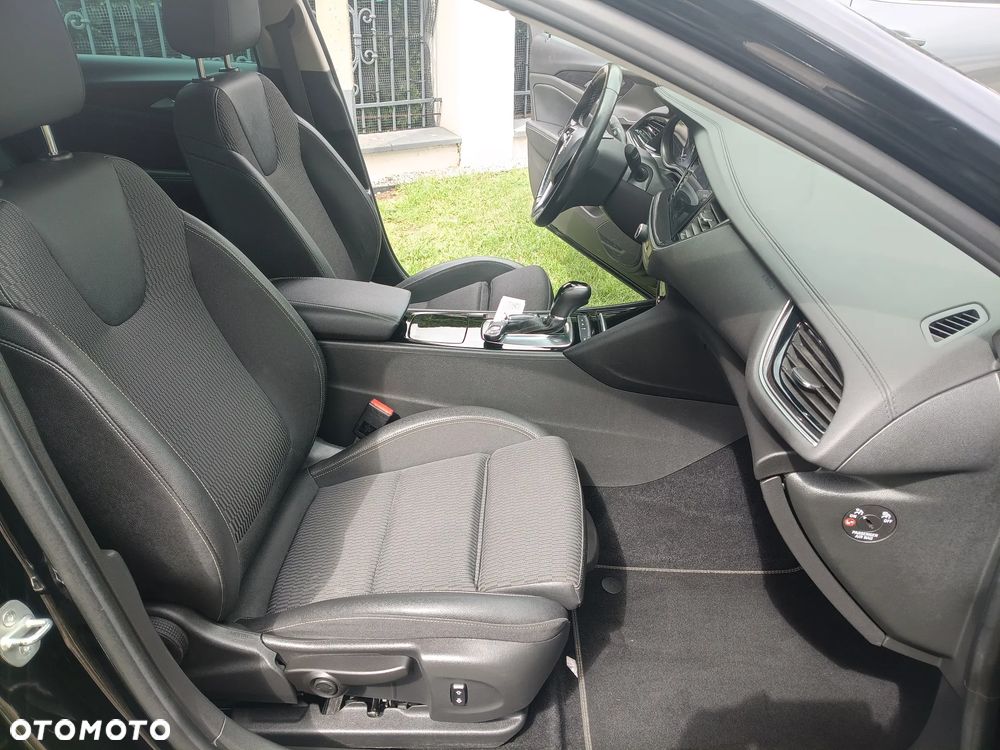 Opel Insignia 2.0 T Business Elegance S&S - 22