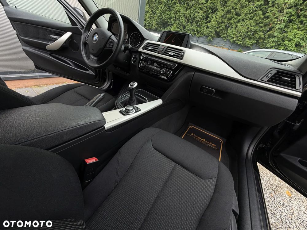 BMW Seria 3 320d Advantage - 15