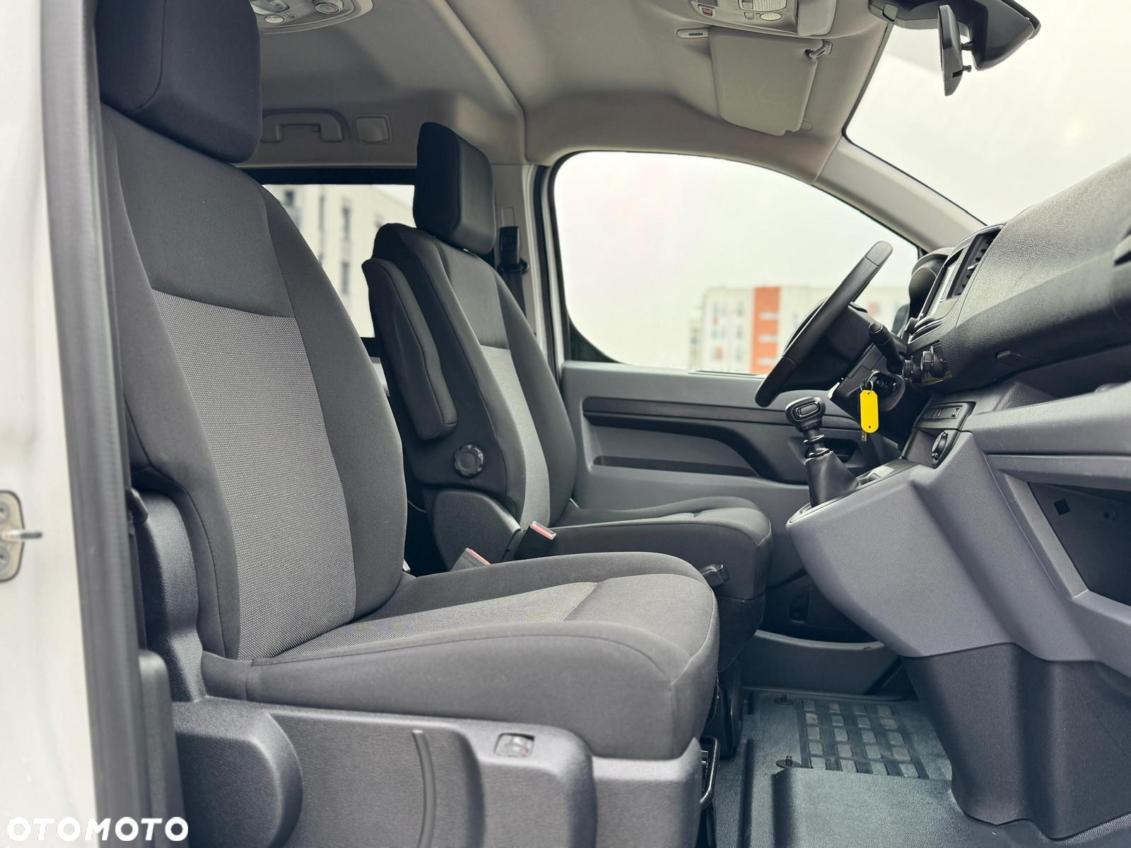 Opel Vivaro - 16