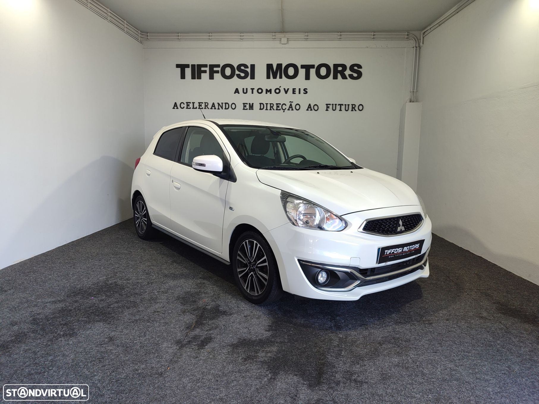 Mitsubishi Space Star 1.2 Intense - 2