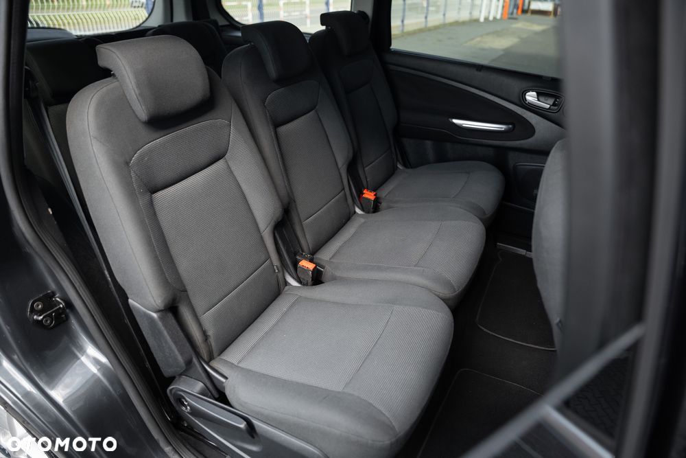 Ford Galaxy 2.0 Viva Titanium - 36