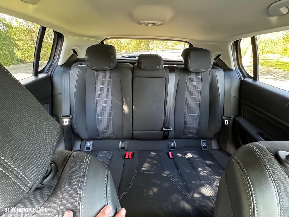 Peugeot 308 1.5 BlueHDi Allure - 22