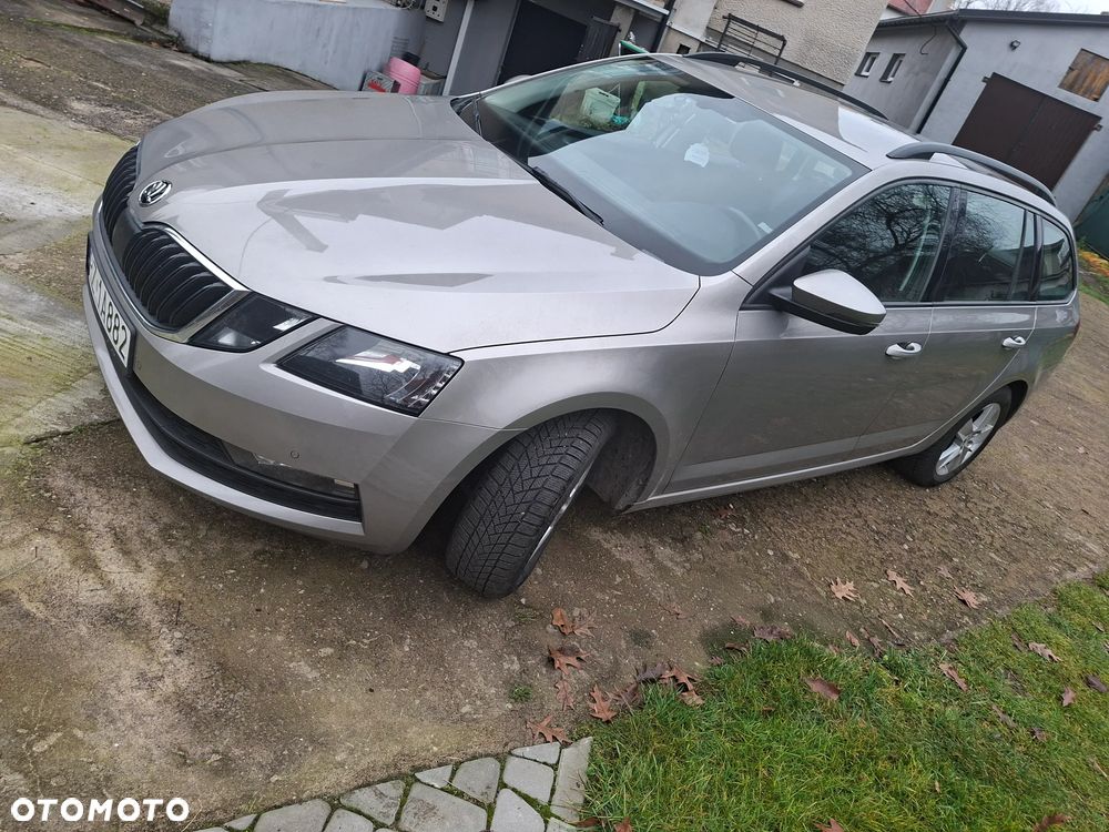 Skoda Octavia 2.0 TDI Ambition DSG - 3