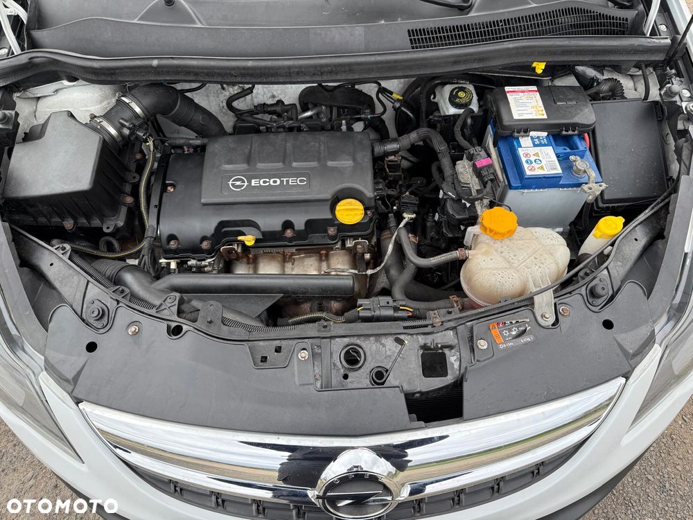 Opel Corsa 1.2 16V Essentia - 21