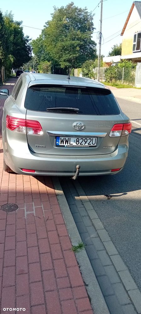 Toyota Avensis Combi 1.8 Executive - 5
