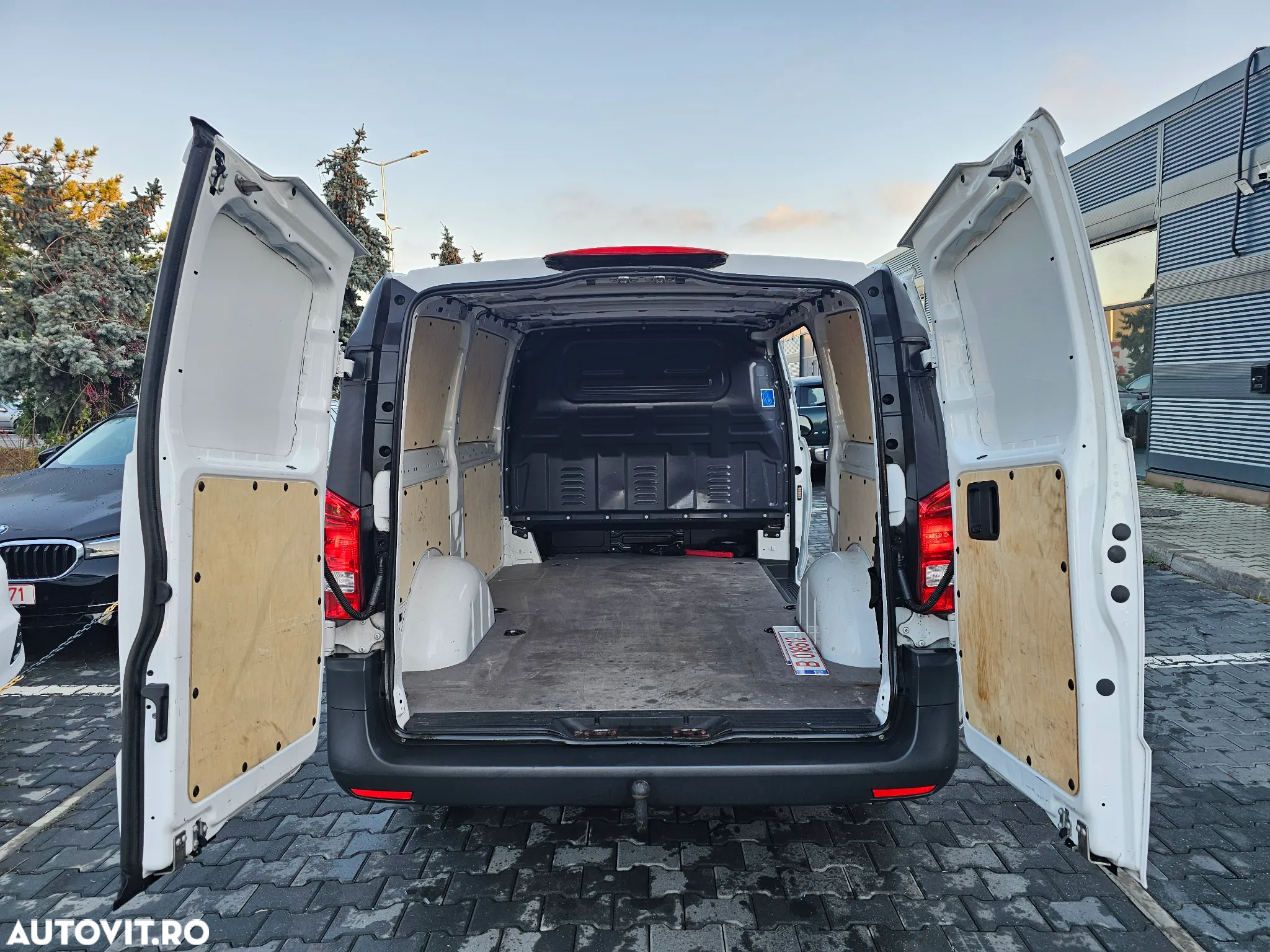 Mercedes-Benz Vito - 16