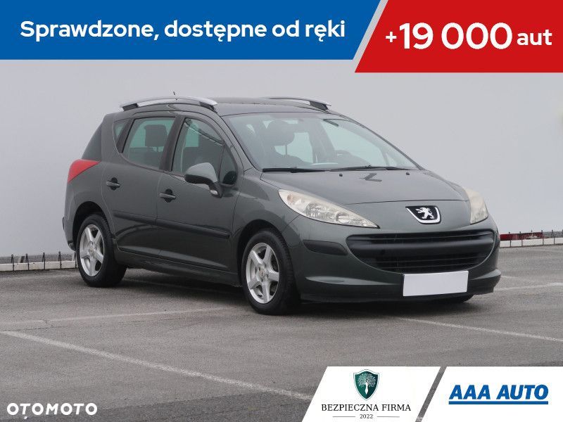 Peugeot 207 - 1