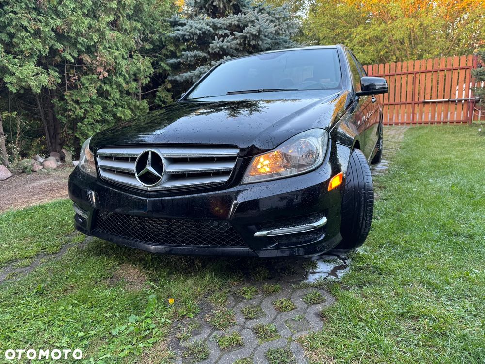 Mercedes-Benz Klasa C 250 CGI BlueEff Avantgarde - 12