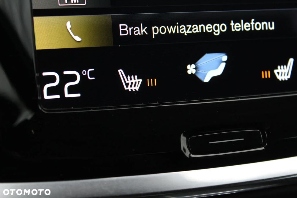 Volvo V60 Cross Country B4 D AWD Geartronic - 33