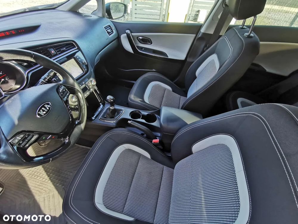 Kia Ceed - 21