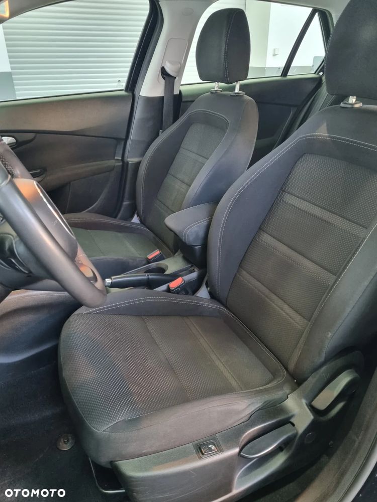 Fiat Tipo 1.4 T-Jet 16v Lounge - 10