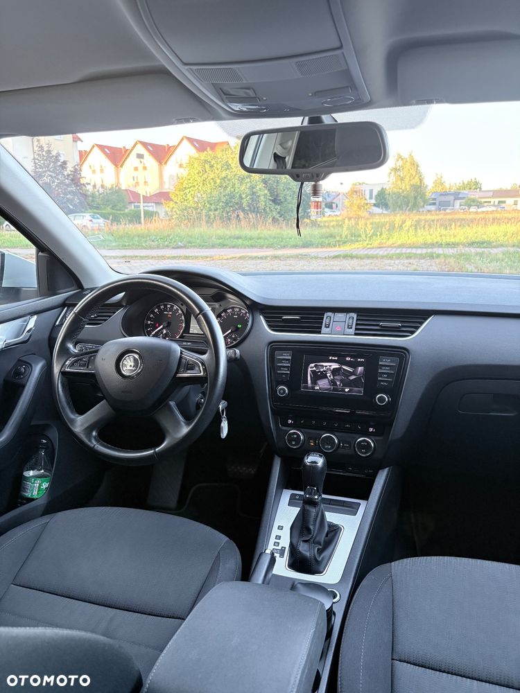 Skoda Octavia 2.0 TDI Ambition DSG - 16