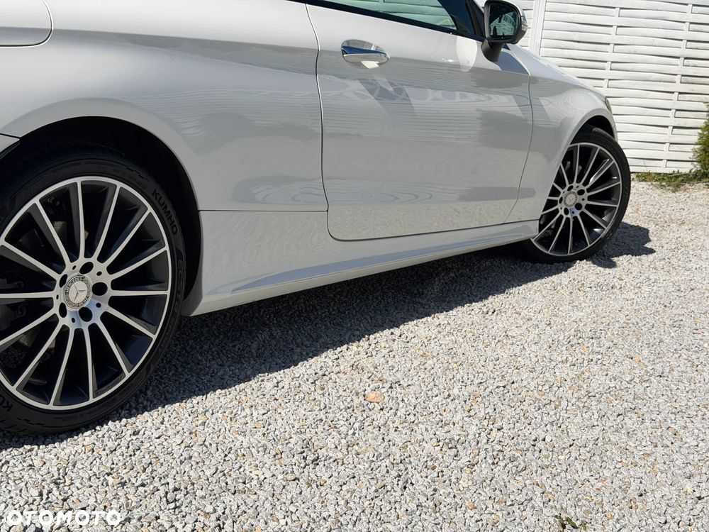 Mercedes-Benz Klasa C 220 d 4-Matic 9G-TRONIC - 27