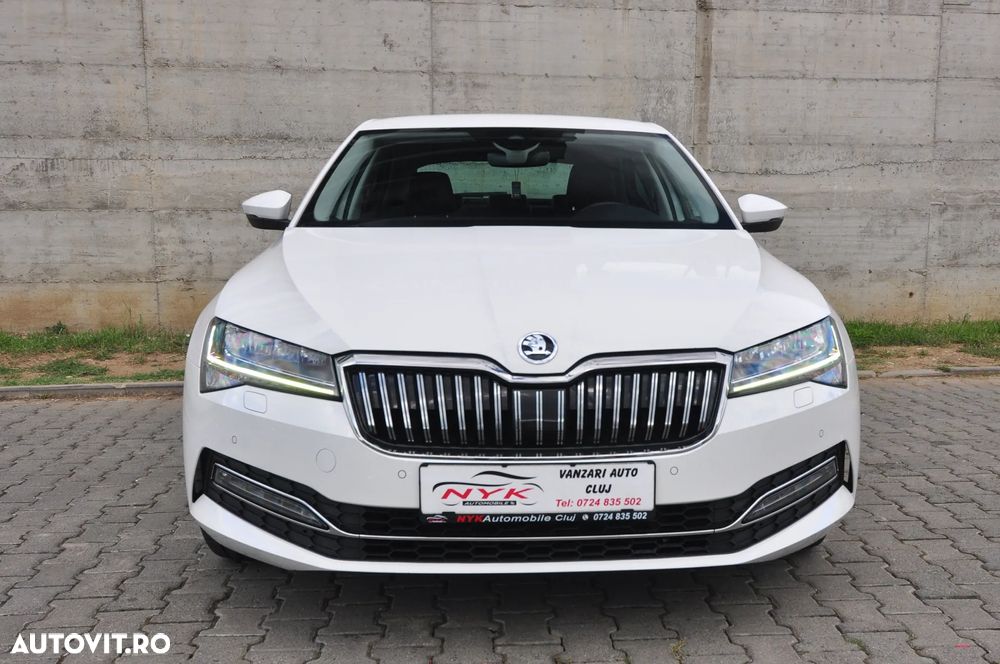 Skoda Superb 2.0 TDI DSG Ambition - 10