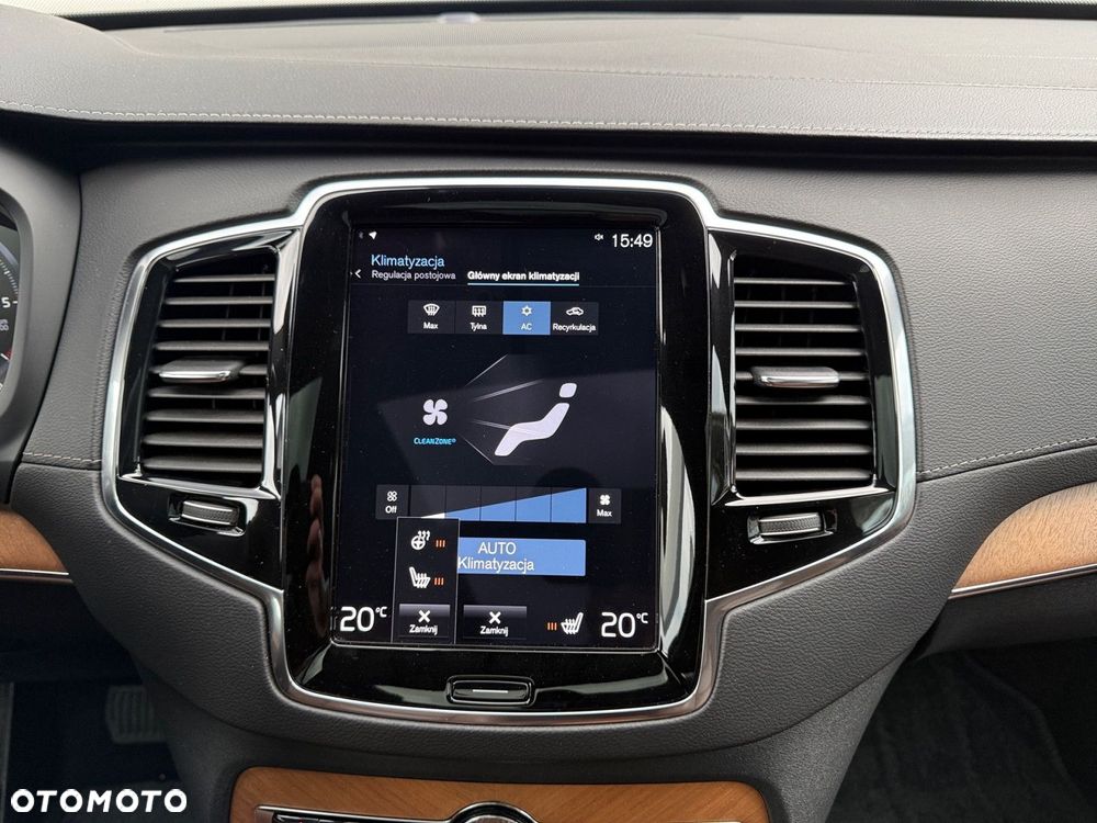 Volvo XC 90 - 21
