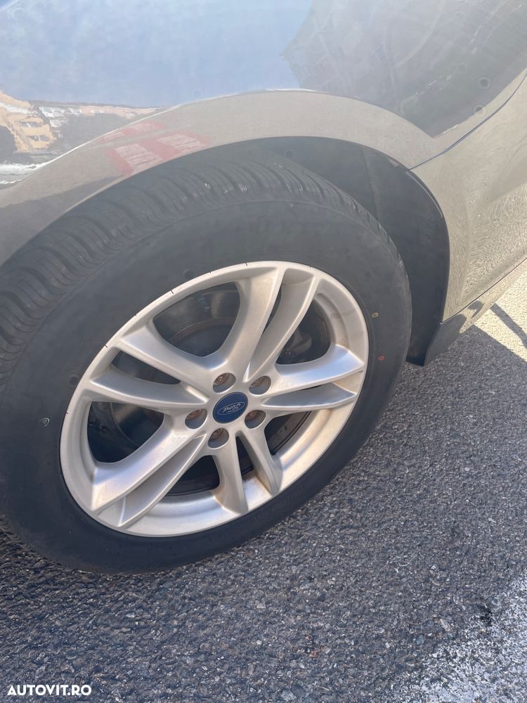 Ford Mondeo 2.0 TDCI Powershift Titanium - 3