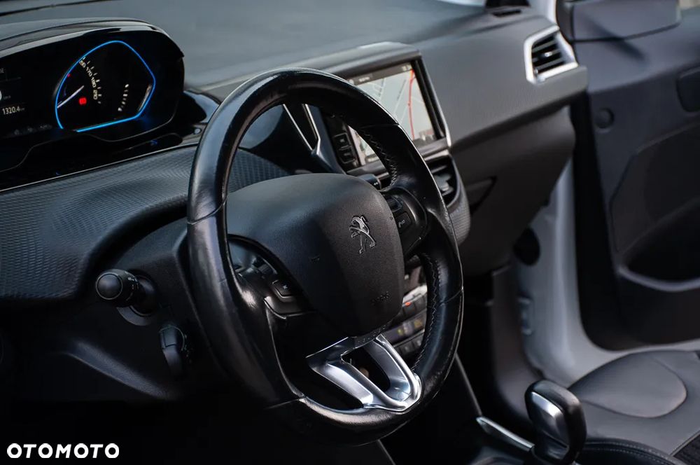 Peugeot 2008 120 VTI Allure - 31
