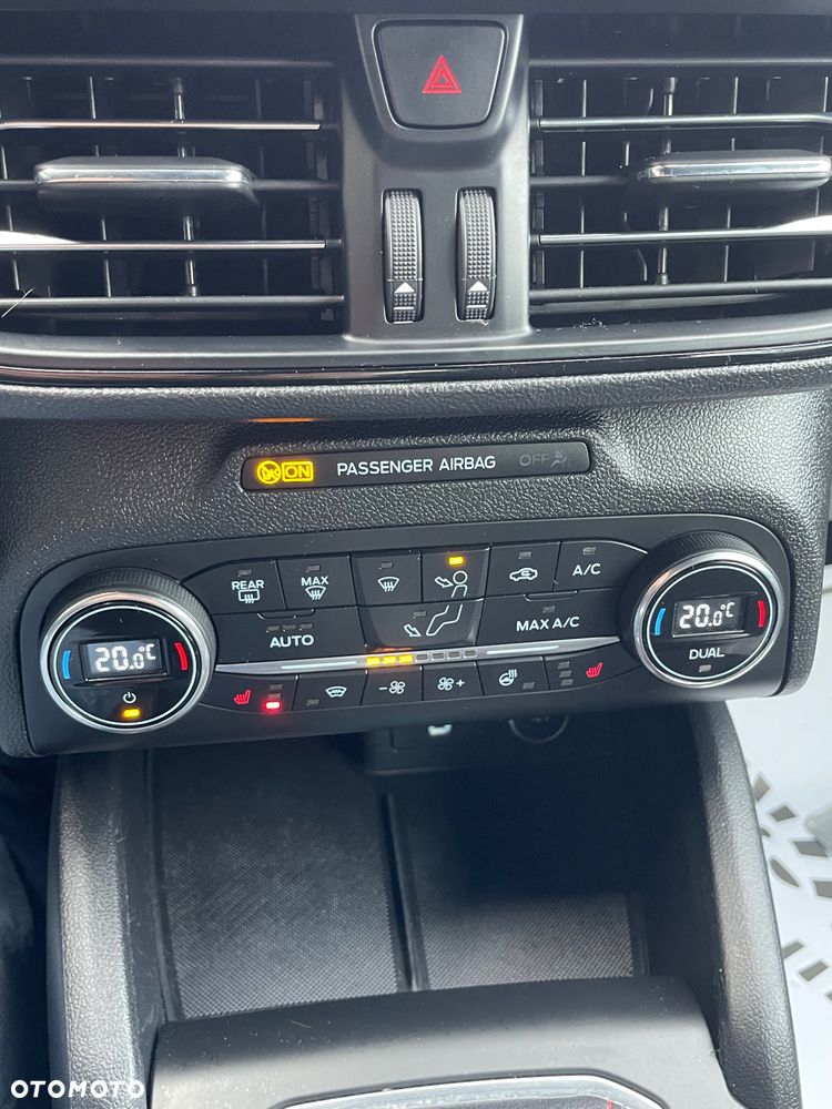 Ford Focus 1.5 EcoBlue Start-Stopp-System ST-LINE X - 30